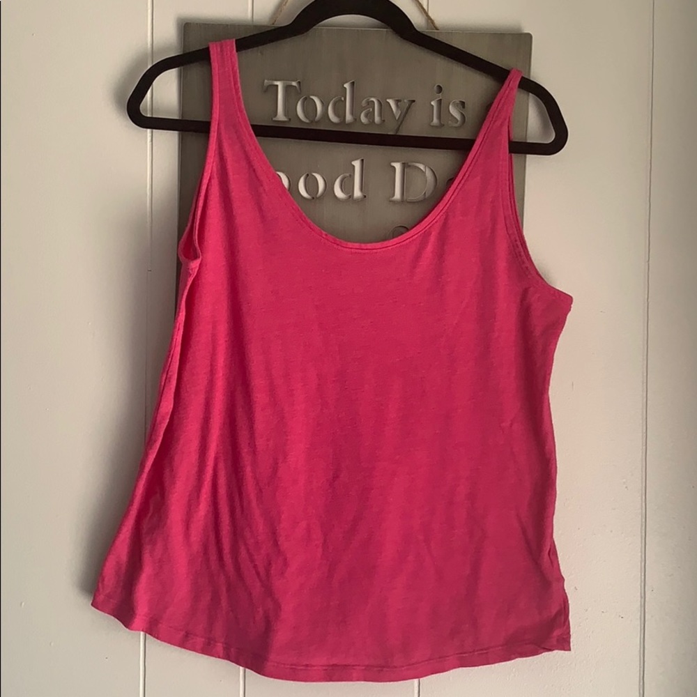 Old Navy top